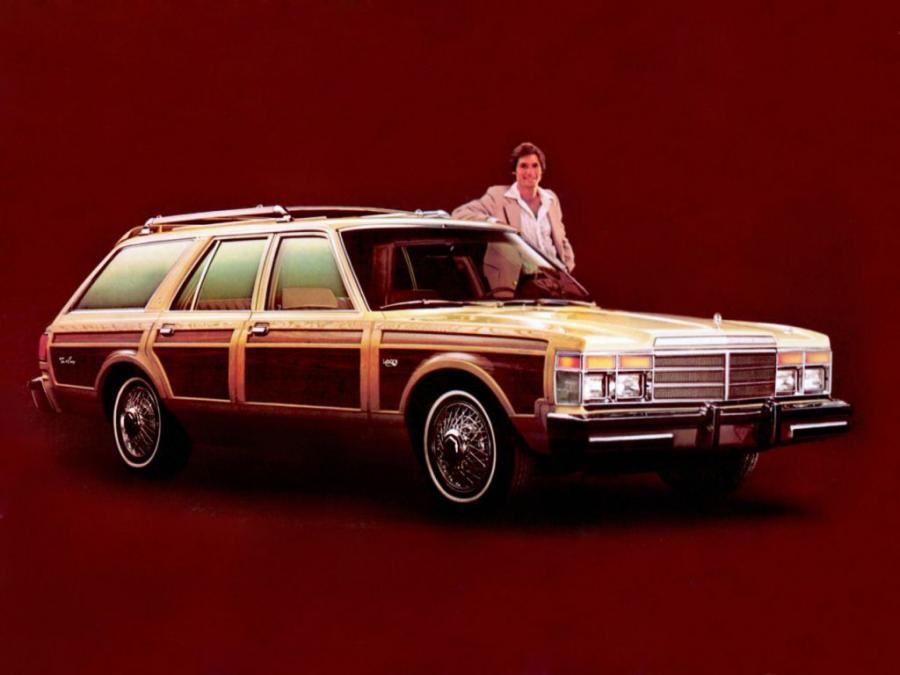  Chrysler LeBaron Town & Country Wagon 1979 года  (фото 1 из 1)
